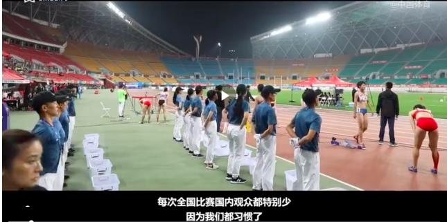 举重冠军过头蹲怎么练_举重后蹲世界纪录_举重蹲举