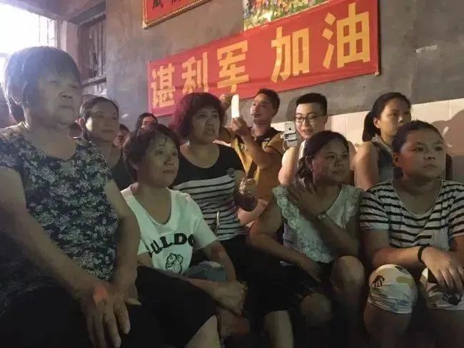 奥运举重男子冠军级别是什么_奥运举重男子冠军级别是谁_奥运举重男子67级冠军
