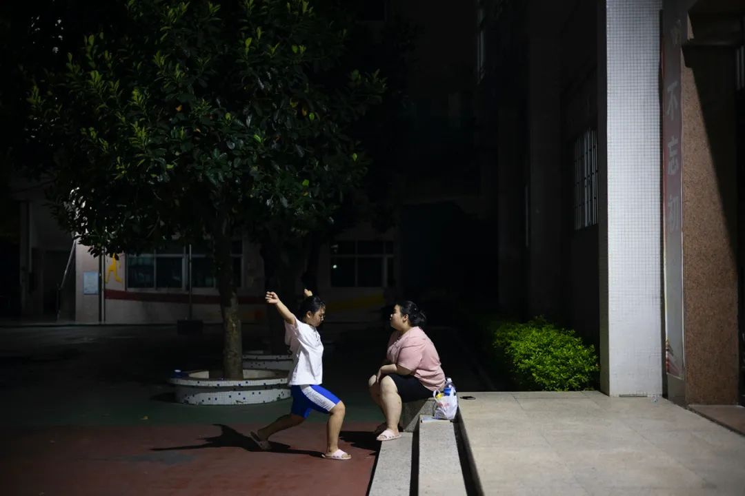 广东省青少年举重冠军_举重冠军广东_2021年广东省举重锦标赛