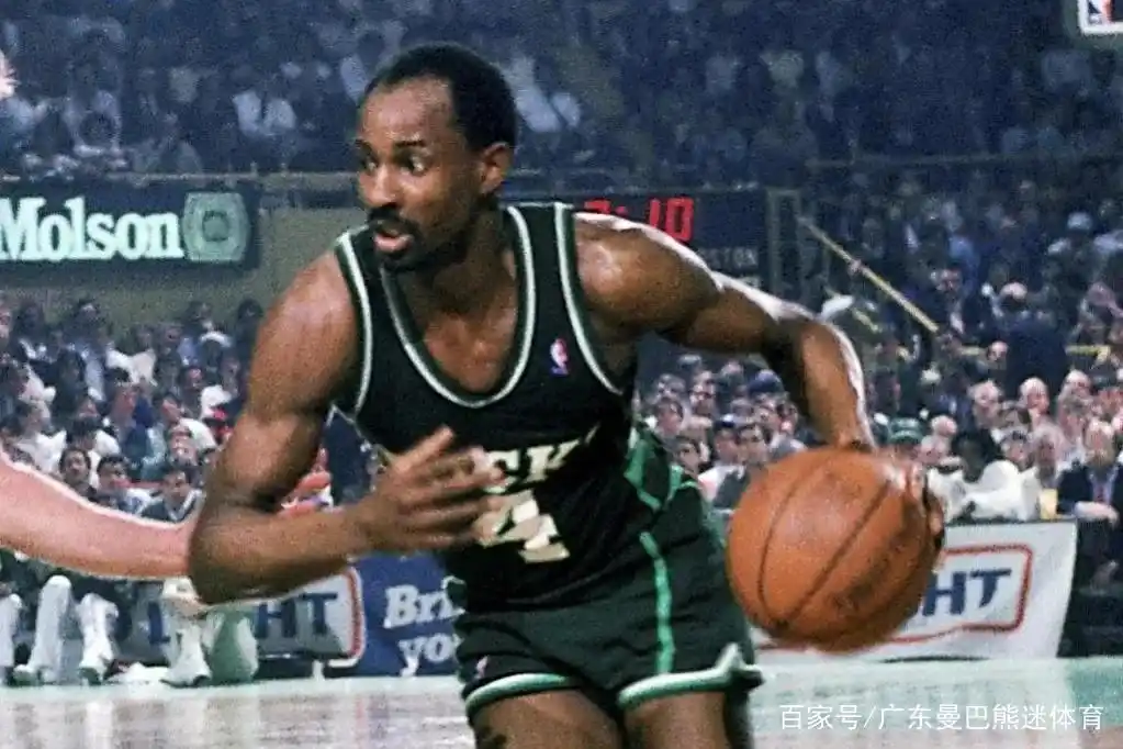 NBA篮球历史分卫排名_nba篮球历史排行榜_篮球得分历史排行