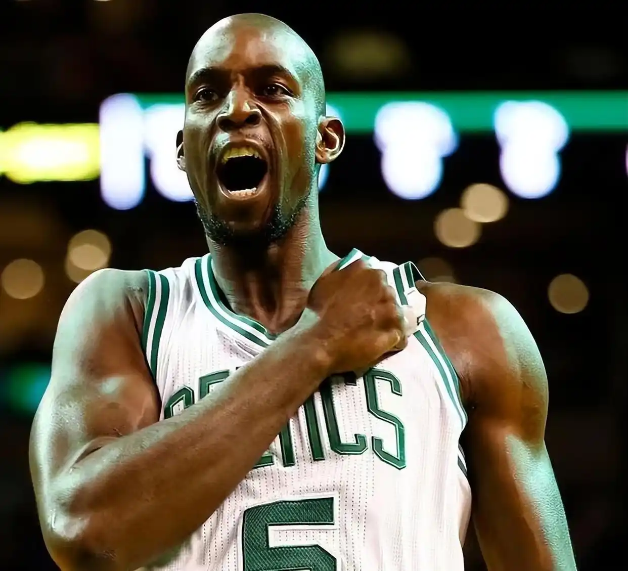 NBA篮球历史分卫排名_篮球历史排名前50_篮球历史排名官方网站