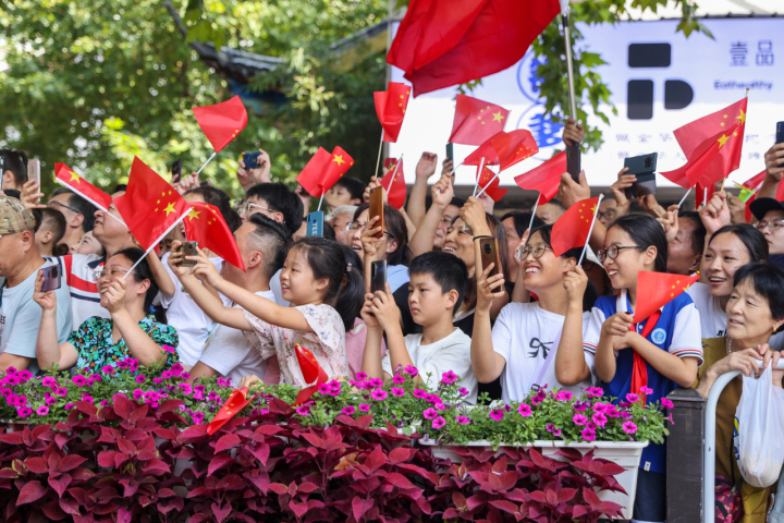 北仑职高篮球队_北仑中学篮球赛冠军_北仑中学篮球队